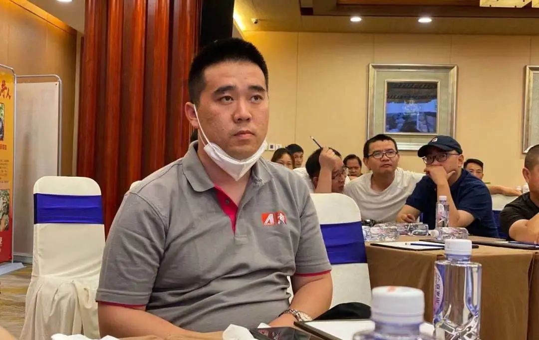 图片关键词